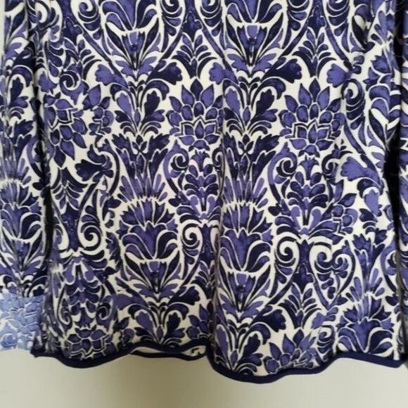 Isaac Mizrahi Floral Print Cardigan Blue Size Medium – Button Front Knit Top - Picture 13 of 14